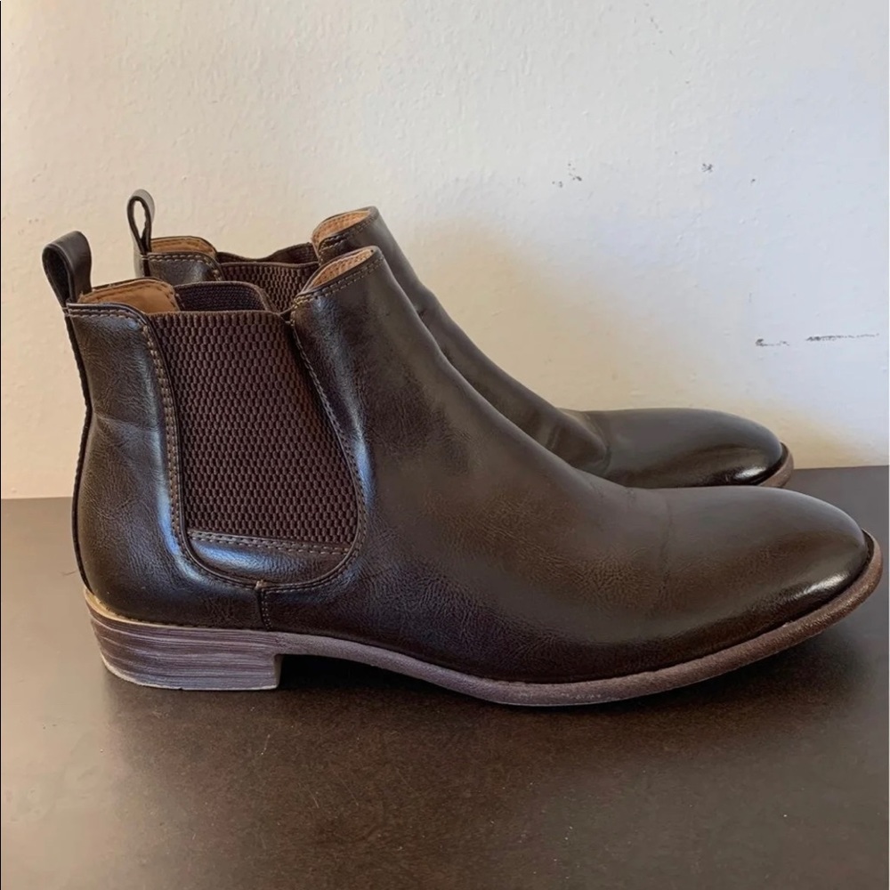 Robert Wayne Chelsea Boot